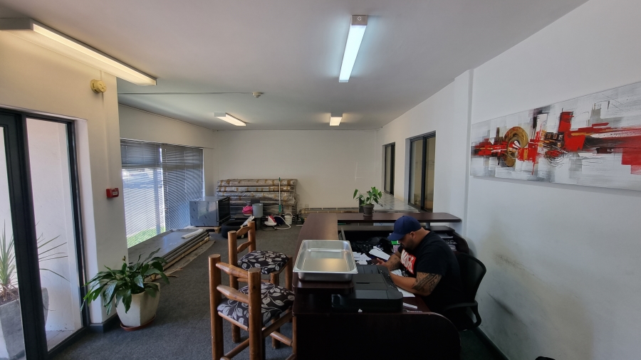 Commercial Property for Sale in Airport Industria Western Cape
